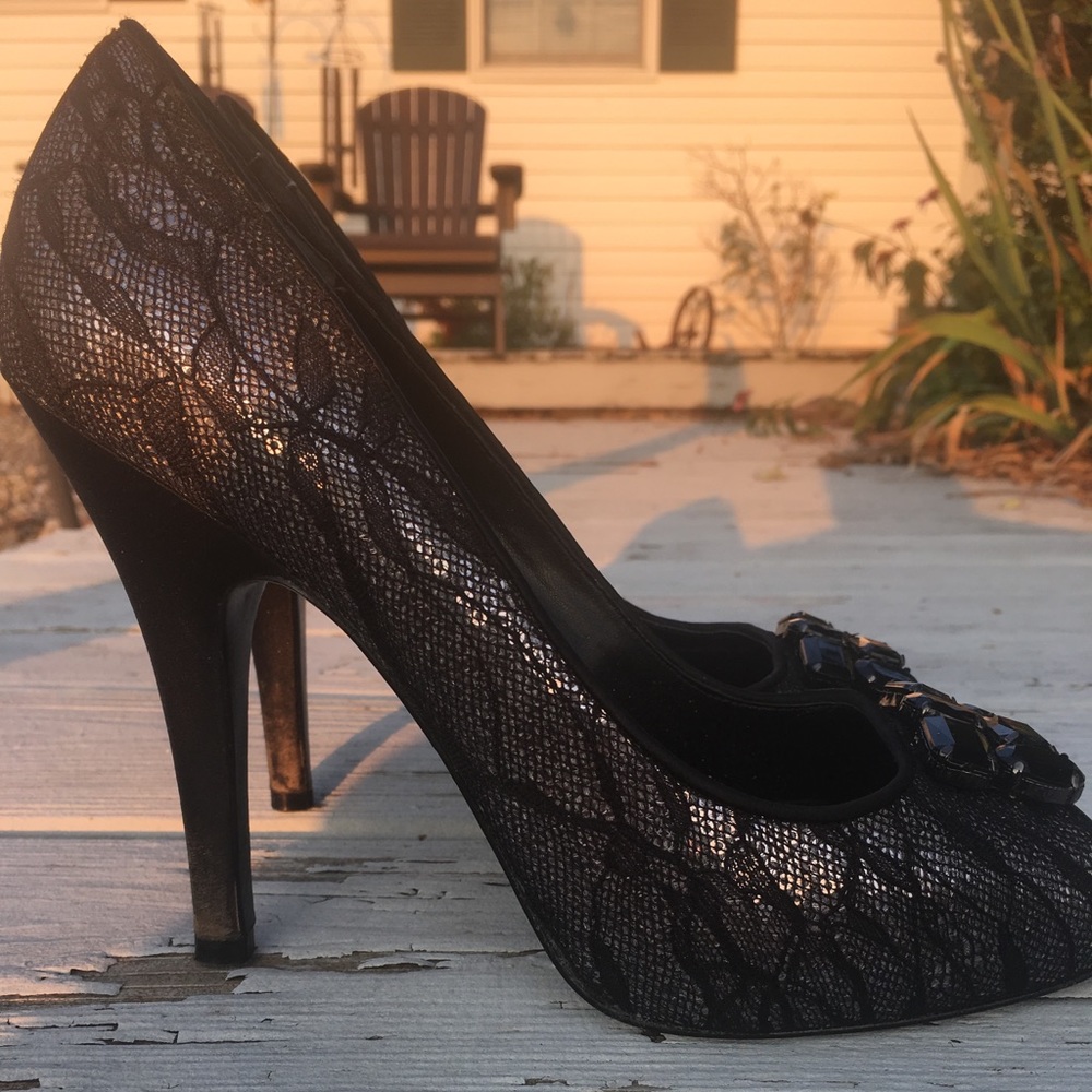 Touch of Nina Black Sparkle Snakeskin Pumps